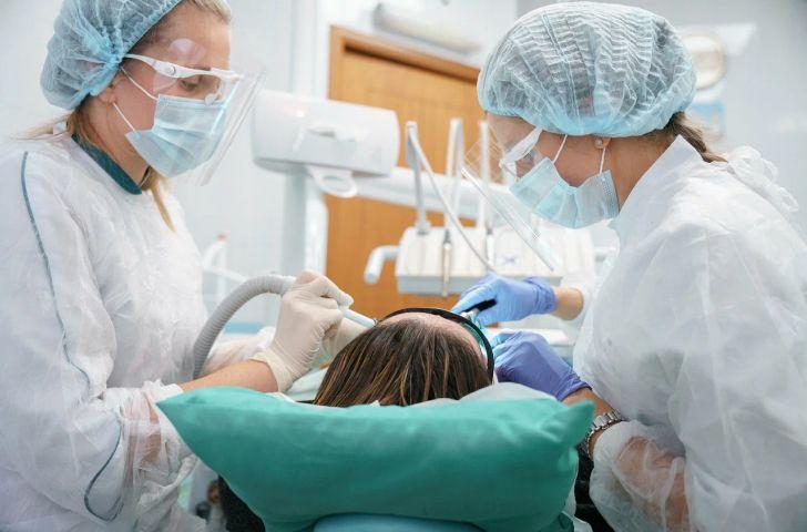 зависит от клинической ситуации